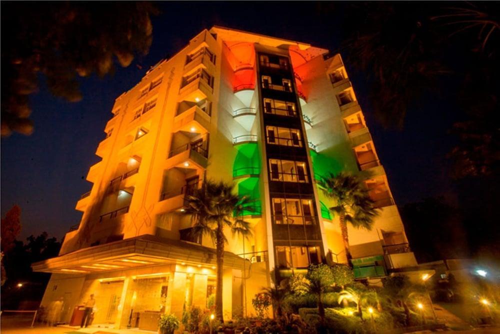 Country Inn & Suites Харідвар Екстер'єр фото